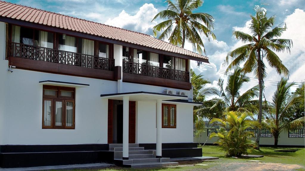 Acquabey Surf Villa Matara Eksteriør bilde